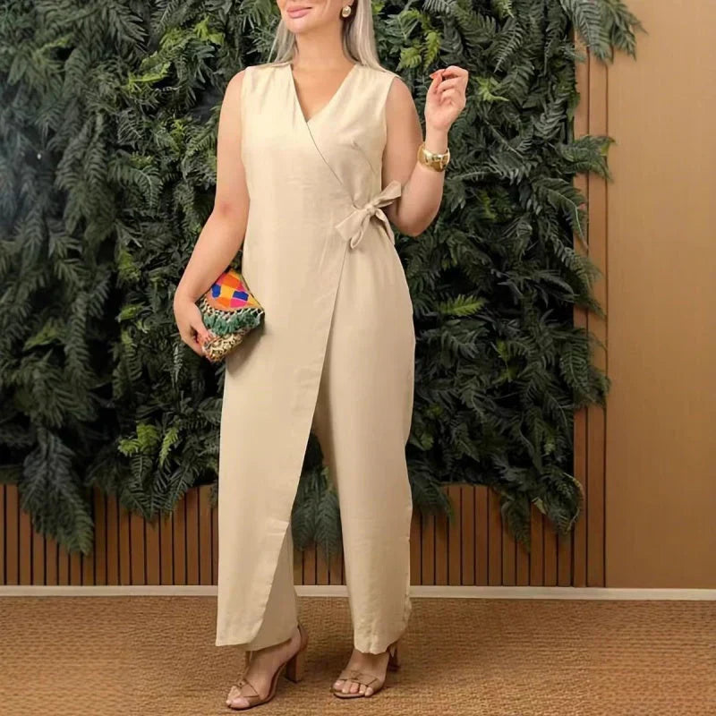 Emilia | Elegant Buksedress med Omslagsdesign